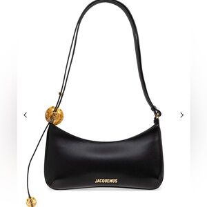 Jacquemus Bisou Perle Logo Plaque Shoulder Bag